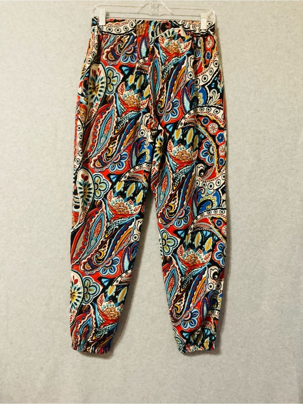 Ambiance Appared women's Multicolor Paisley Elastic-Waist JUmpsuits Sz M